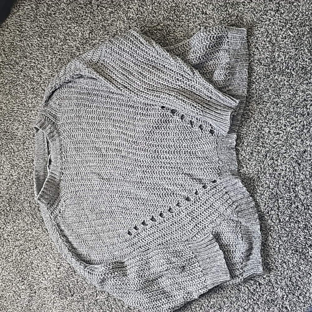 American Eagle Knit Sweater Size L